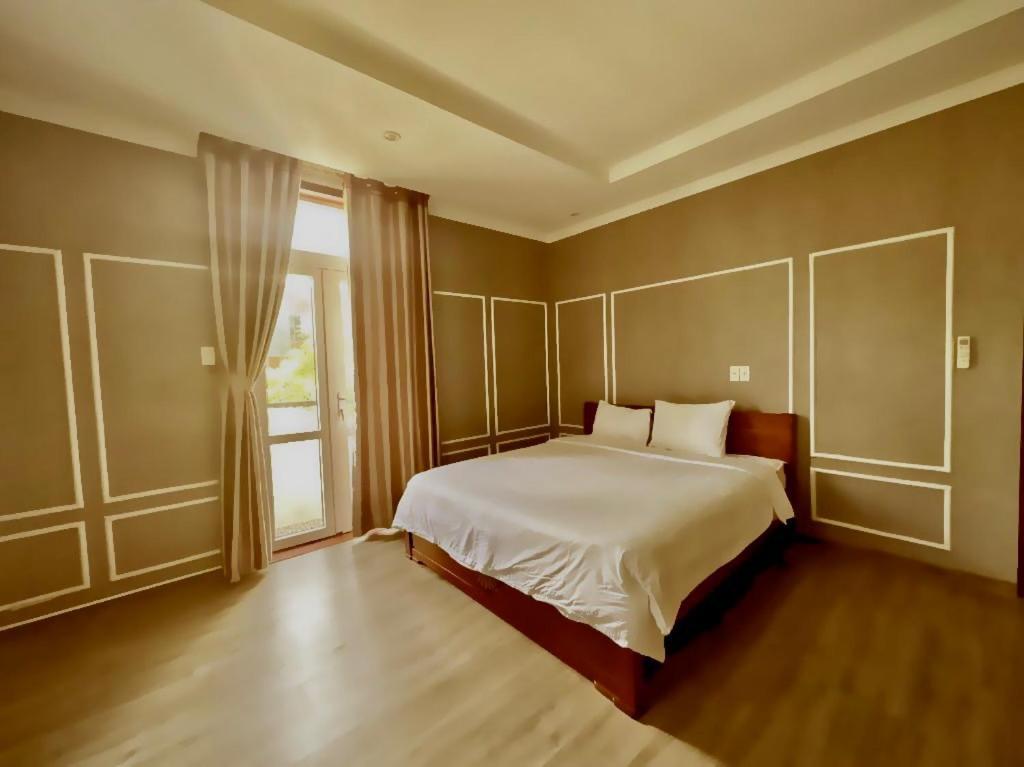 Lena Hotel